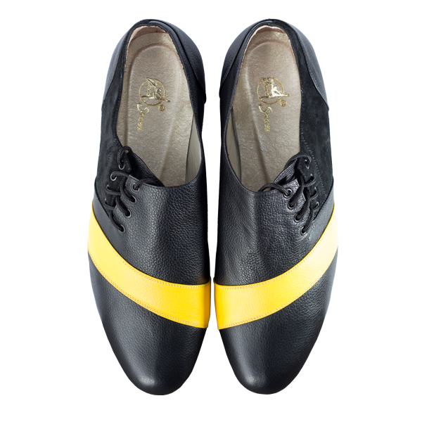 Ref 322 menshoes black with a yellow stripe.