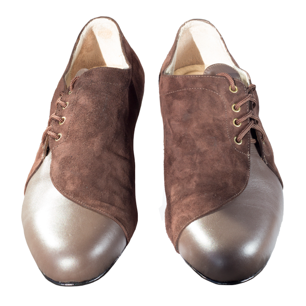Ref 334 Men shoes in brown.